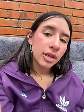 LilyRossi_ live cam on StripChat