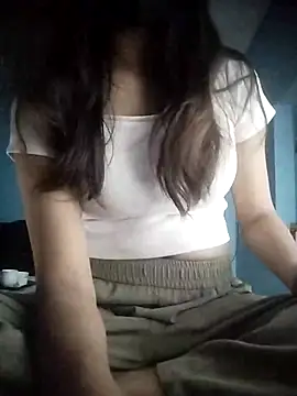 Tasty_Cherry live cam on StripChat