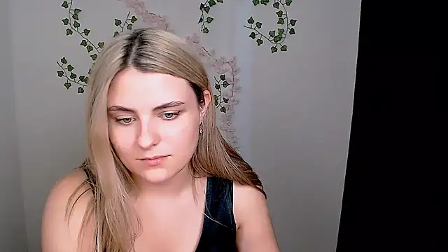 _shy_sabrina__ live cam on StripChat
