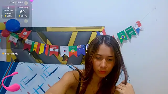 antonela_cute_18 live cam on StripChat