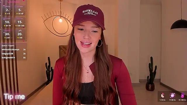 CorinneRusso live cam on StripChat