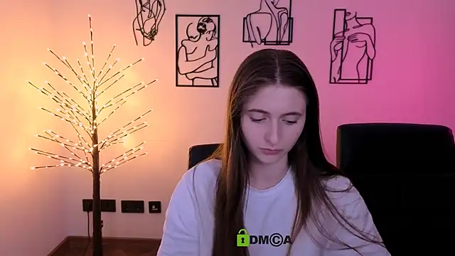 nekky_mouse live cam on StripChat