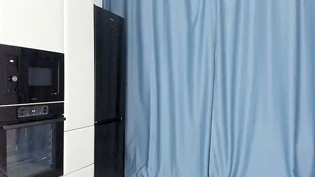 PamelaCurrey live cam on StripChat