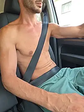 zeefy (M young) - Risky public cum