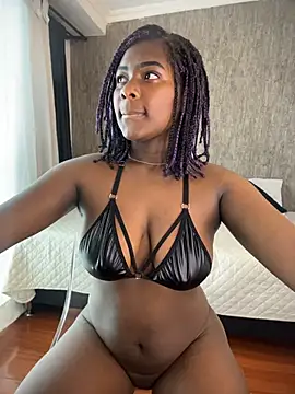 KarinaFlowers_ webcam