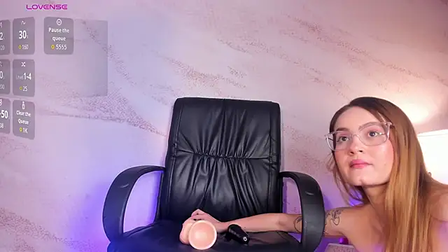 Ada_Turner webcam