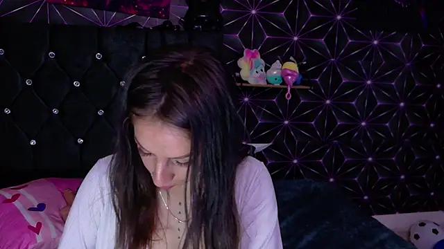 Miis_Beella webcam