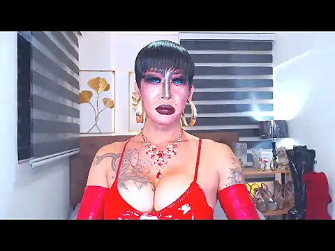 DominateMistressTania webcam