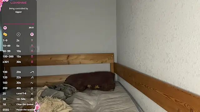 EmmaLovelyBB webcam