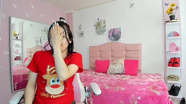 ivyyemerald_ webcam