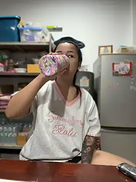 LINDA_HD webcam