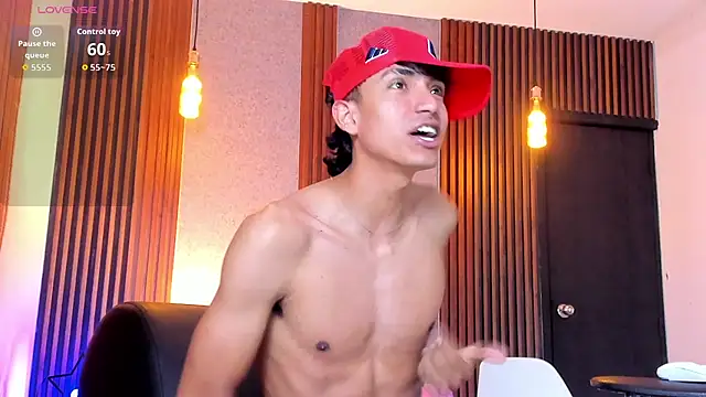 myke_tucker webcam