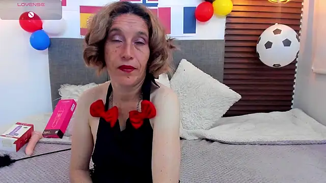 Margott_mature webcam