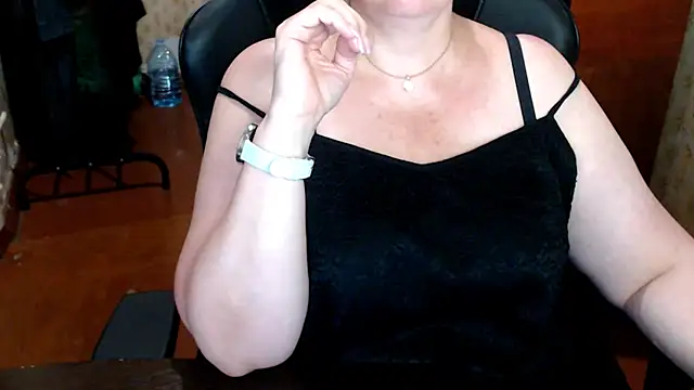 AlisaHot55 webcam