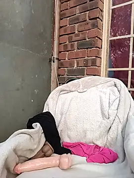 DarkQueen_94 webcam
