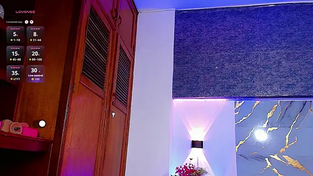 Miorey - Trans webcam sex chat