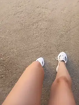 LauraDelightX webcam