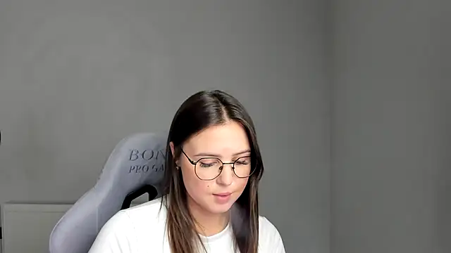 Regina_cute_ webcam