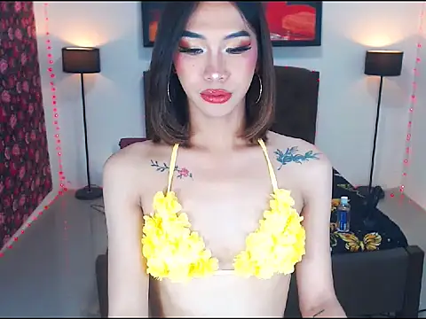 xXLoadedofCumTSXx webcam