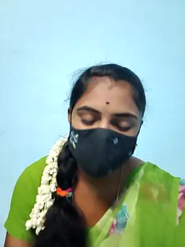 Tamil-Megavarthinii webcam