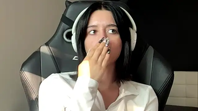 NakishaPreedom webcam