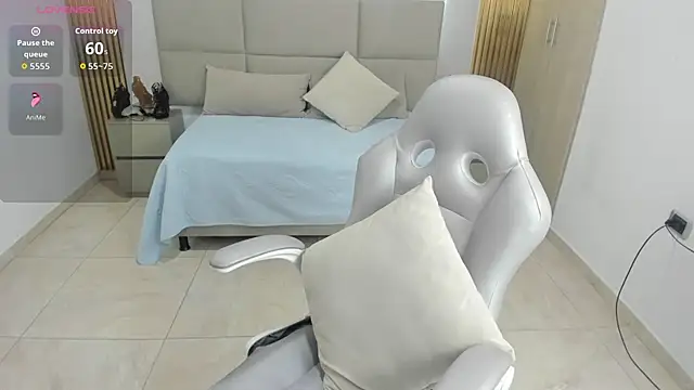Raisha_zair webcam