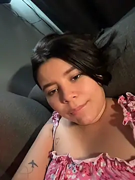 AlondraSoomers webcam
