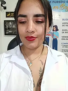 MAYE__13 webcam
