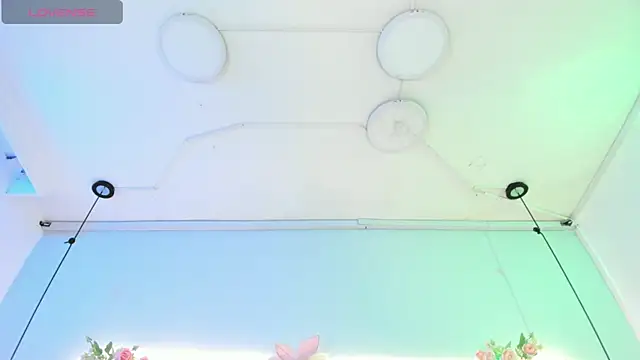 antonelllepiercee webcam