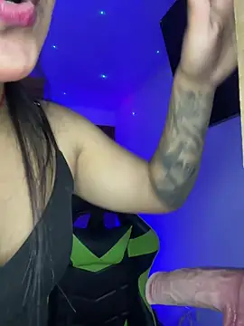 leila_22 webcam