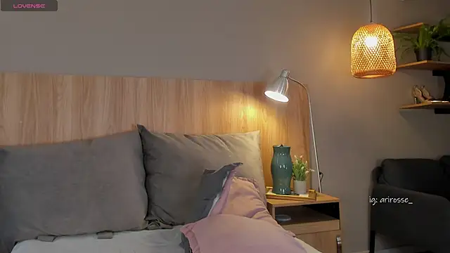 ariana_rosse__ webcam