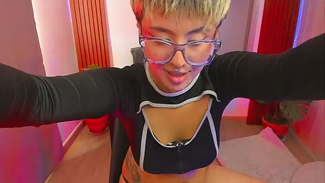 Rebeka-baker webcam