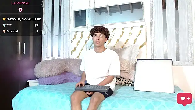 ian_smith_ webcam