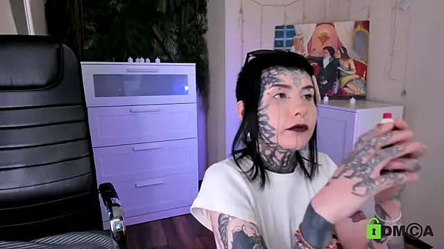 Bloood__Mary webcam