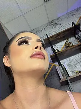 BustyAngelXXX webcam
