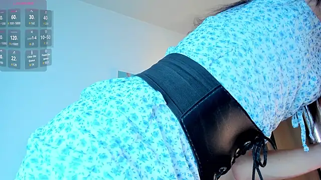 Gia_Demie webcam