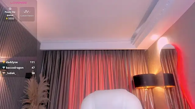 anahi_curlie1 webcam