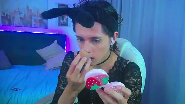 goth_minerva webcam
