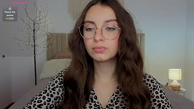 Real_cutie1 webcam