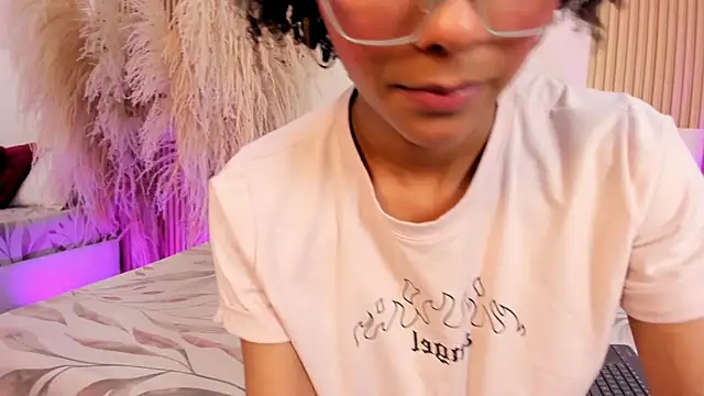 Megan__Hart_