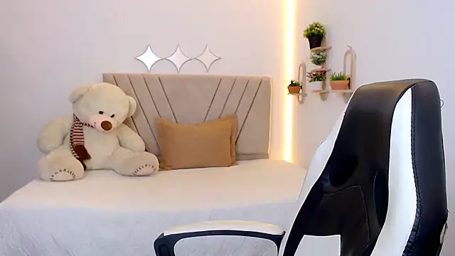 zara_cute webcam