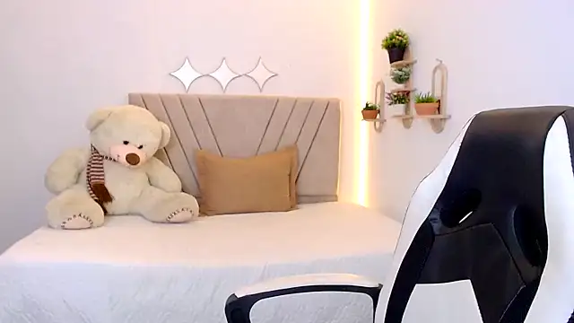 zara_cute live cam