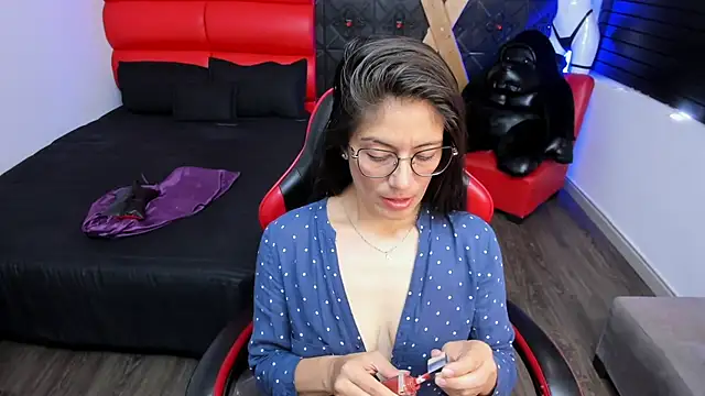 AnnyMilet_ live cam