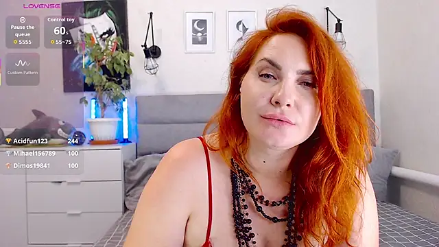 Ms_Ferrari webcam