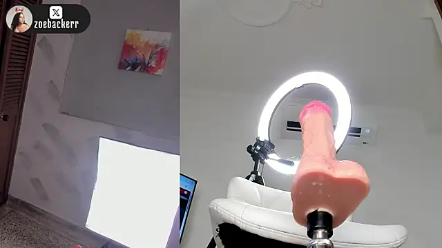 zoe_backer webcam