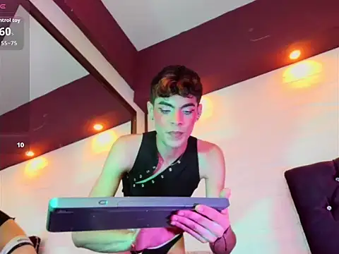 Nicolass_23 webcam