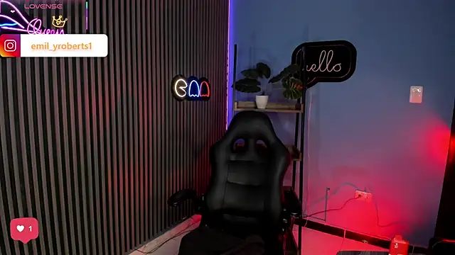 Emily_robertss1 webcam