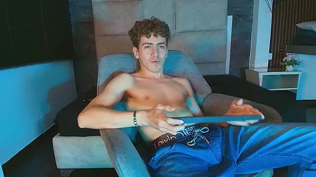 Tyler_Mcrey webcam
