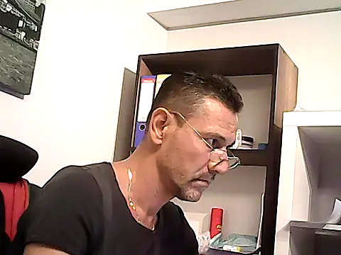 mastercharisma35 webcam