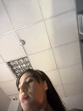 IAmNobodyXXX webcam